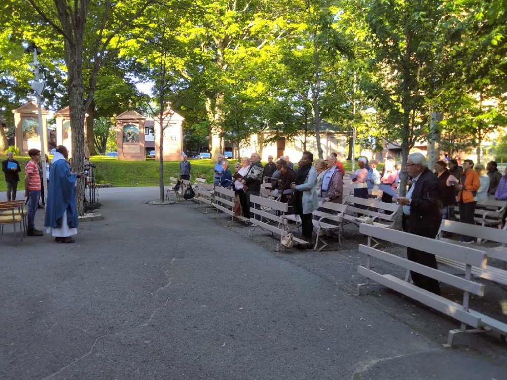 Du nouveau à la Grotte NotreDamedeLourdes cet été Filles de la Sagesse